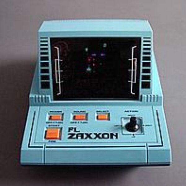 Файл:Zaxxon-fl--bandai-9-21.jpg